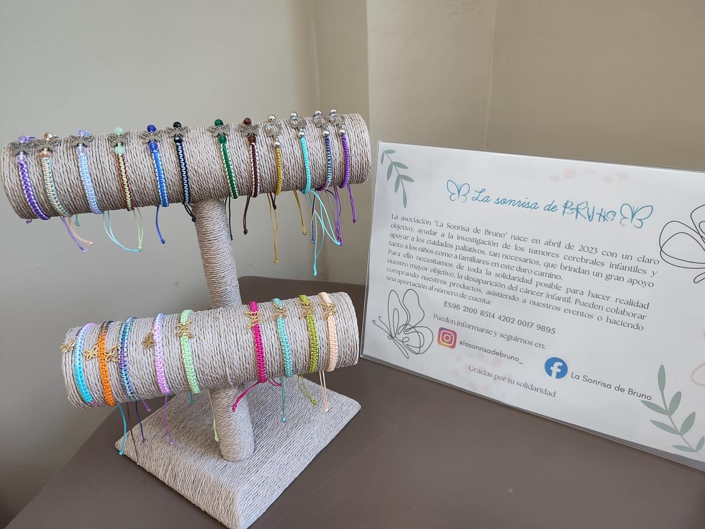 Pulseras solidarias de La Sonrisa de Bruno